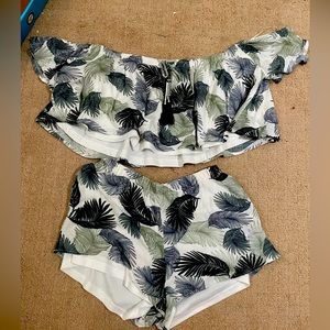 Medium two piece romper set. Buyer pays shipping.